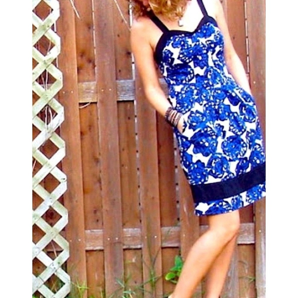 Richard Chai for Target Blue Floral Sweetheart Dress Black Trim Womens Size 9